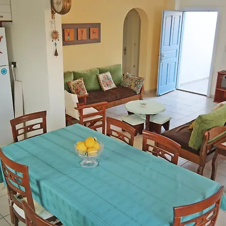 Ivis House * Mikrí Vígla